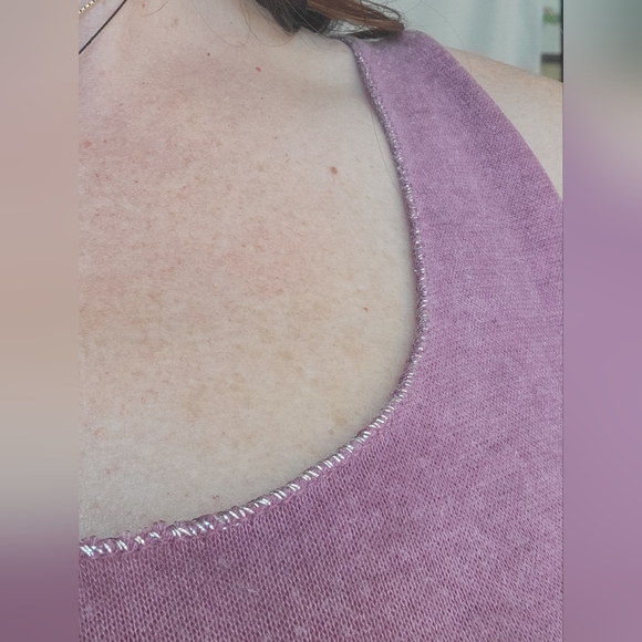 Dance in Paris by Carmon Cozy Viscose Tank In Dusty Rose With Metallic trim - Picture 8 of 10